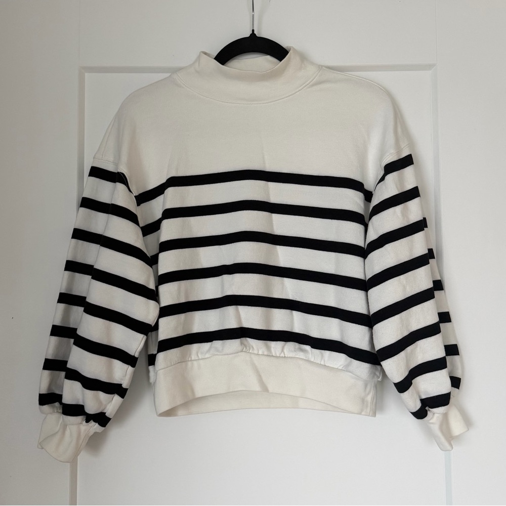 FRAME Mockneck bishop sleeve Stripe Sweatshirt